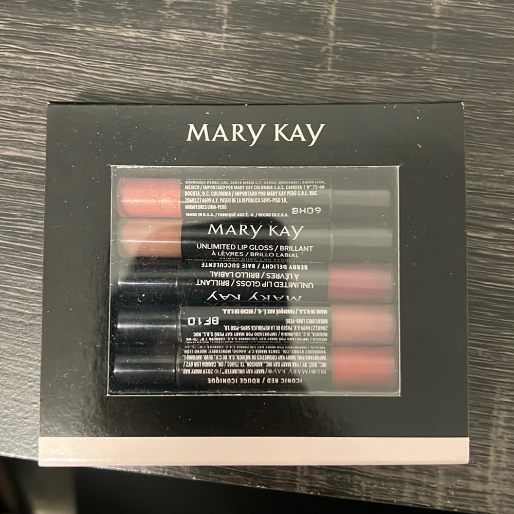 Mary Kay mini lipglosses